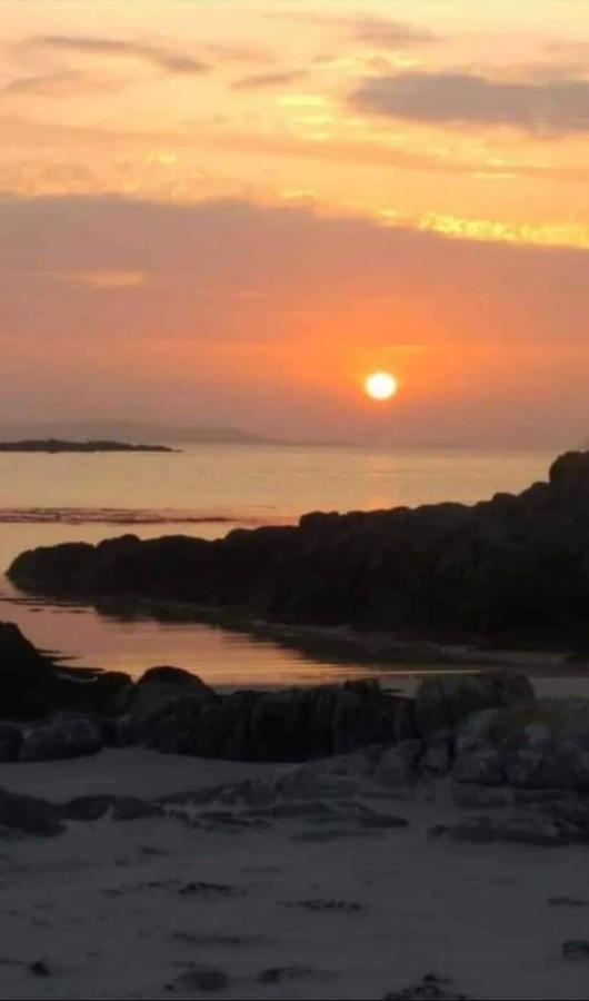 Drop Anchor House, Spacious 3 Bedroom Apartment, Fabulous Sea Views Cleggan Bagian luar foto
